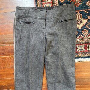 Bebe tweed cropped business pants EUC 8 with leg piping detail
